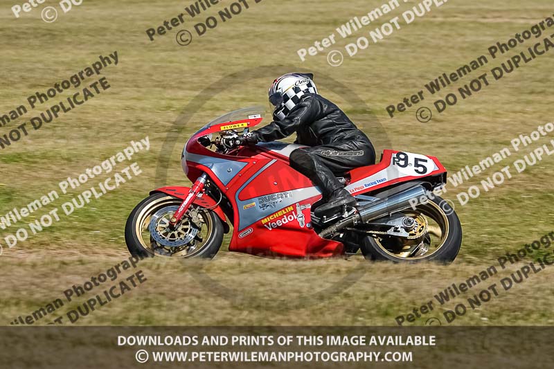 cadwell park;cadwell park photographs;cadwell trackday photographs;enduro digital images;event digital images;eventdigitalimages;peter wileman photography;racing digital images;trackday digital images;trackday photos